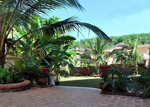 Bougainvillea Guest House Candolim Exterior photo